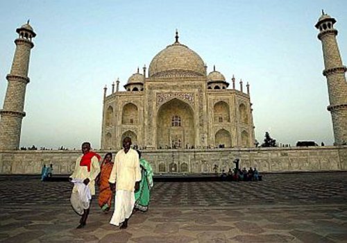 храмът Тадж Махал в Индия